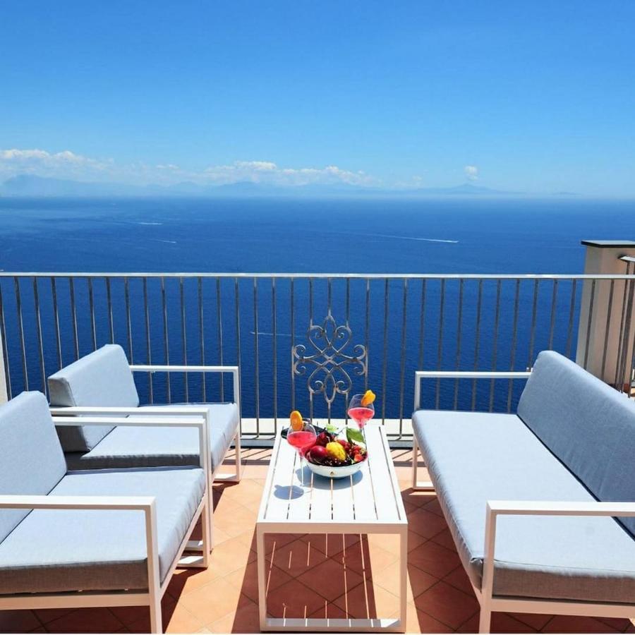 Amalfi Blu Retreat Apartment Luaran gambar