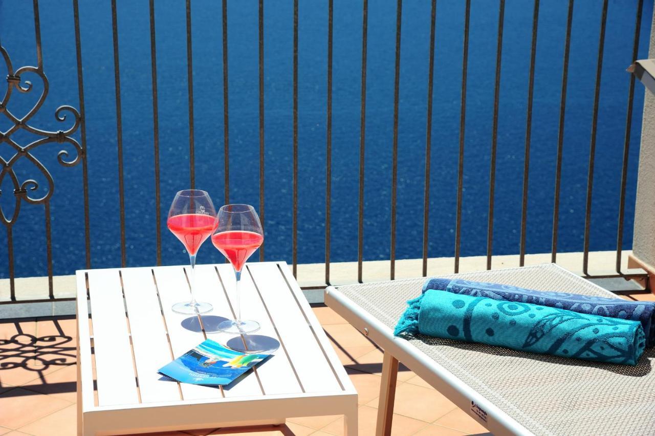 Amalfi Blu Retreat Apartment Luaran gambar