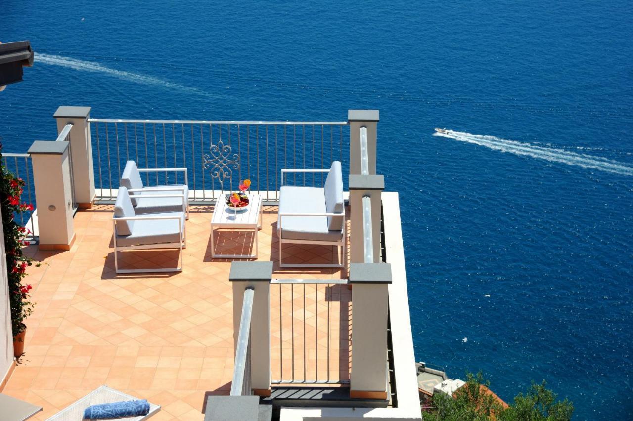Amalfi Blu Retreat Apartment Luaran gambar